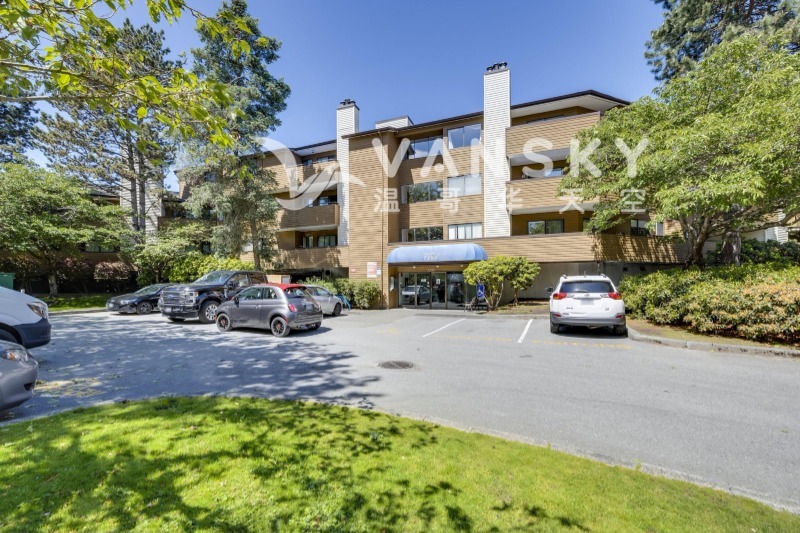 251102082341_7295 moffatt.jpg